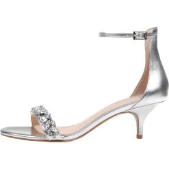 Budget βοΈ Jewel Badgley Mischka Dash π© Womens Padded Insole Embellished Heel π©΄ Sandals π 8 Budget βοΈ Jewel Badgley Mischka Dash π© Womens Padded Insole Embellished Heel π©΄ Sandals π -Jordan Craig Sales Store c97152f8045b4d29a507a8f2ed3944fd 1080x